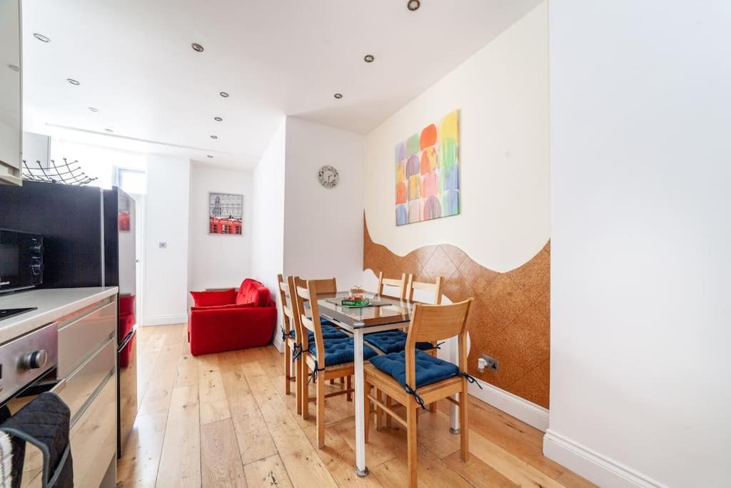 Spacious Retreat 2-Bed In Popular Camden Town London Eksteriør billede